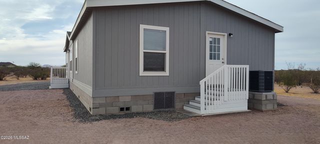 18565 W McClean Road, Marana, AZ 85653