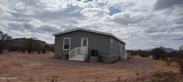 18565 W McClean Road, Marana, AZ 85653