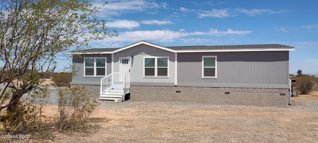 18565 W McClean Road, Marana, AZ 85653
