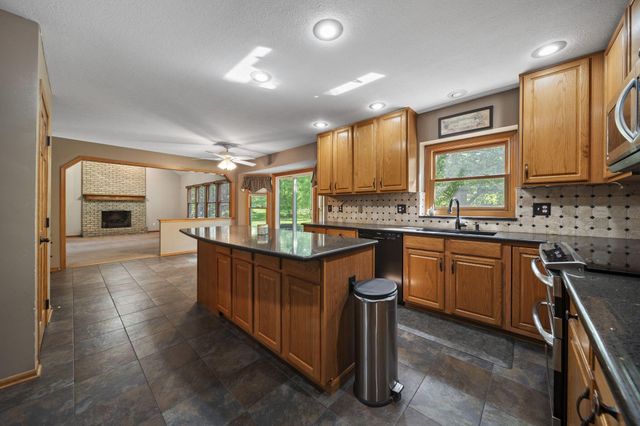 13187 Brandon Circle, Pickerington, OH 43147