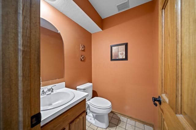 13187 Brandon Circle, Pickerington, OH 43147
