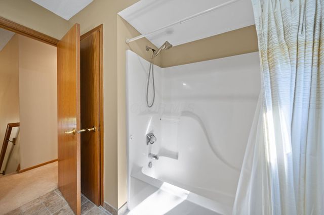 13187 Brandon Circle, Pickerington, OH 43147
