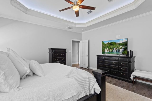 445 Bryant Blvd, Bridge City, TX 77611