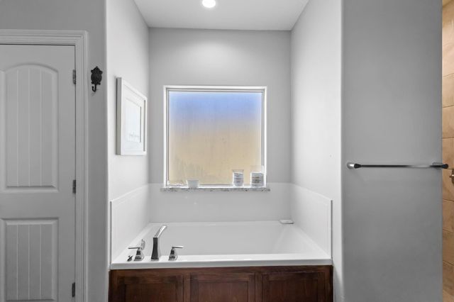 445 Bryant Blvd, Bridge City, TX 77611