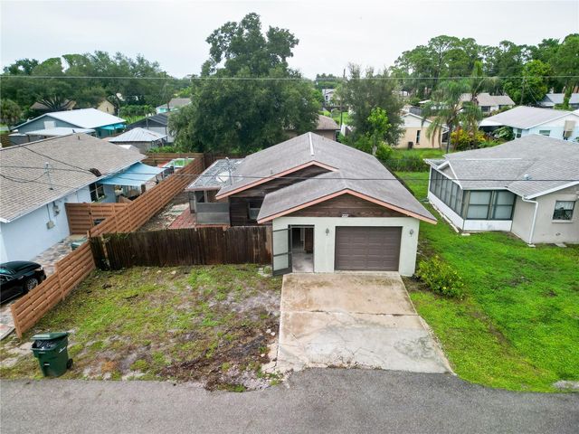 2227 BENSON STREET, Sarasota, FL 34231