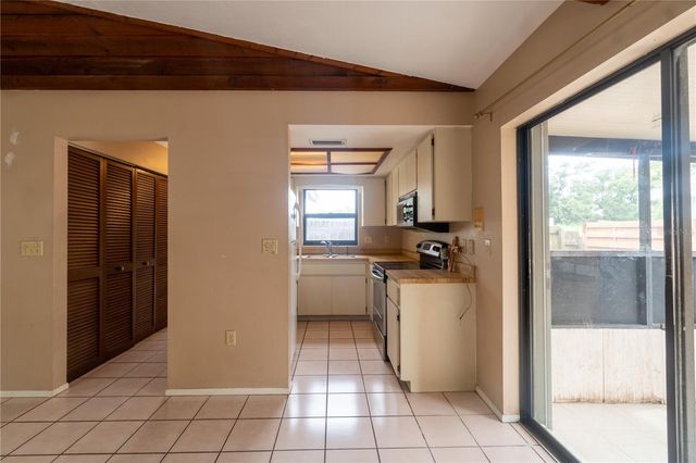 2227 BENSON STREET, Sarasota, FL 34231