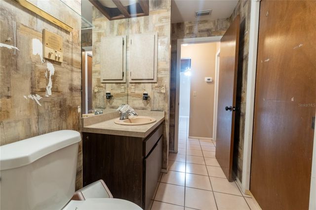 2227 BENSON STREET, Sarasota, FL 34231