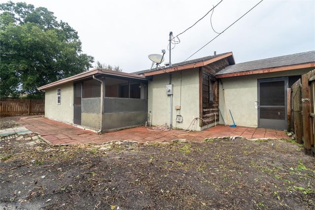 2227 BENSON STREET, Sarasota, FL 34231