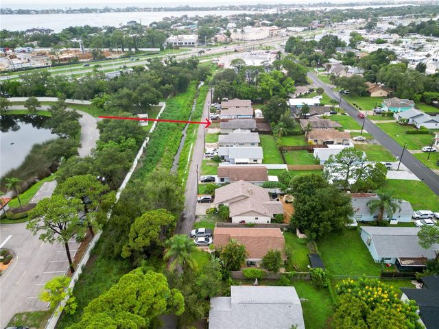 2227 BENSON STREET, Sarasota, FL 34231