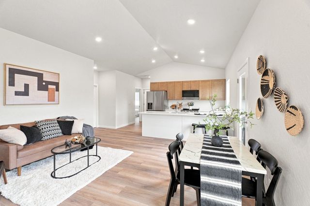 616 S Robie Ln, Spokane Valley, WA 99206