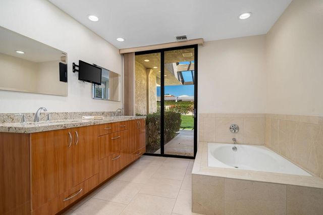 43 Cornell Drive, Rancho Mirage, CA 92270