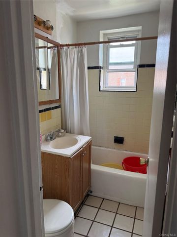 84-50 169th Street 508, Jamaica Hills, NY 11432