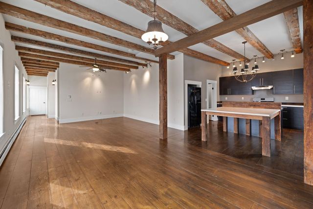 13 Goshen Road, Bradford, VT 05033