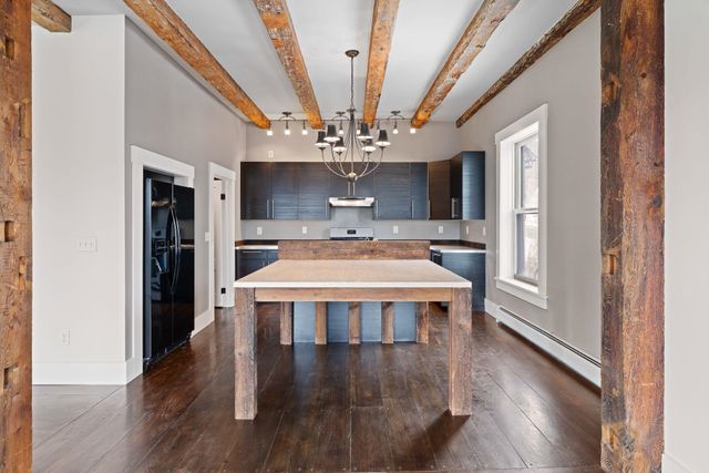 13 Goshen Road, Bradford, VT 05033