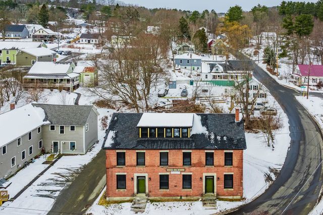 13 Goshen Road, Bradford, VT 05033