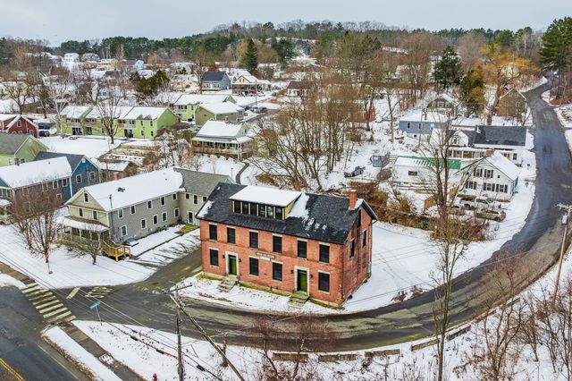 13 Goshen Road, Bradford, VT 05033