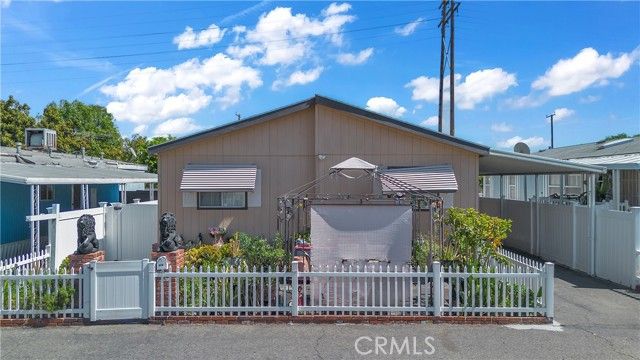 8681 Katella Avenue 812, Stanton, CA 90680