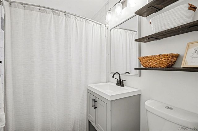 2532 S Quitman Street, Denver, CO 80219