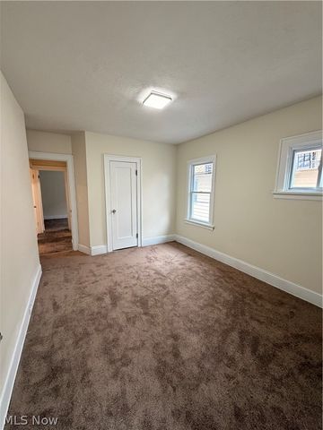 1333 E 142nd Street, East Cleveland, OH 44112