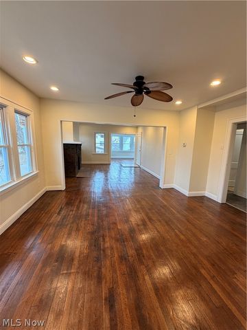 1333 E 142nd Street, East Cleveland, OH 44112