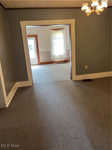 1243 Gomber Avenue, Cambridge, OH 43725