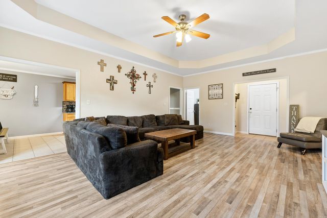 350 Meadow Creek Drive, Haskell, AR 72015