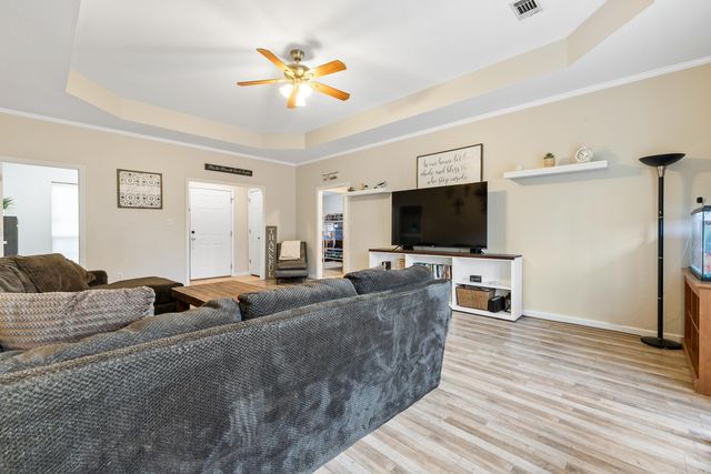 350 Meadow Creek Drive, Haskell, AR 72015