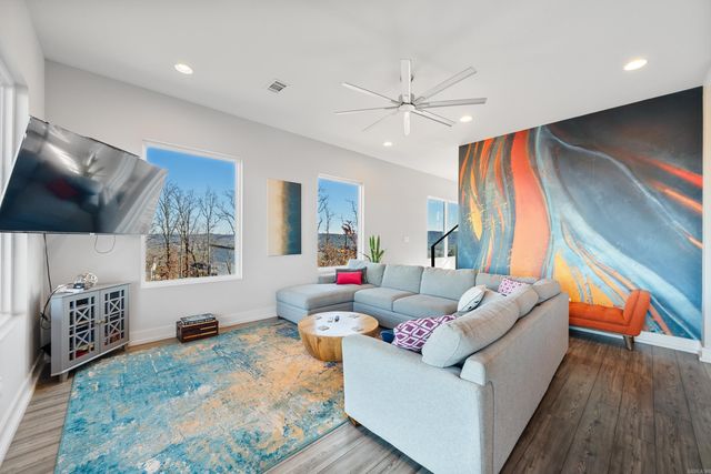 117 E Riante, Hot Springs, AR 71913