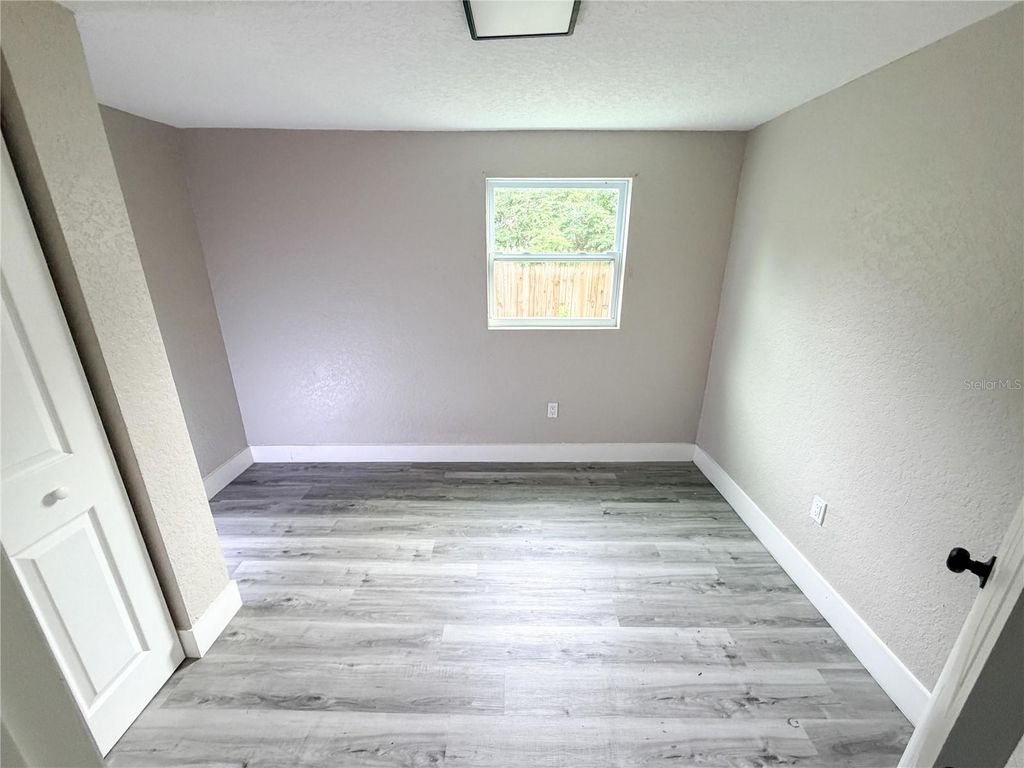 Image 12 of property listing at 8308 N MULBERRY STREET, Tampa, FL 33604