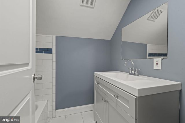 131 WATKINS AVE, Woodbury, NJ 08096