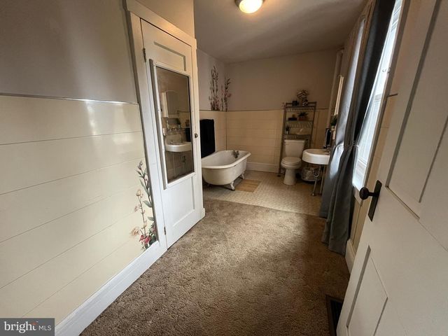 311 W HIGH ST, Womelsdorf, PA 19567