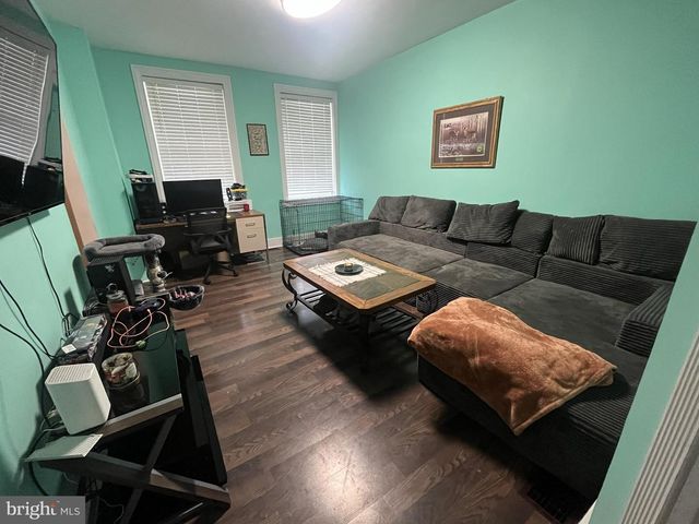311 W HIGH ST, Womelsdorf, PA 19567
