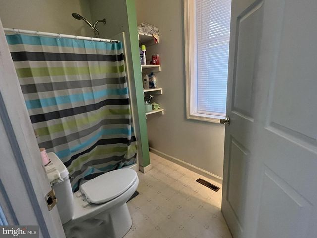 311 W HIGH ST, Womelsdorf, PA 19567