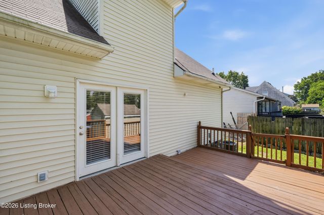 7714 Texlyn Ct, Louisville, KY 40258