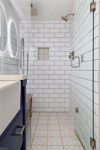 2145 E Admiral DR, Virginia Beach, VA 23451