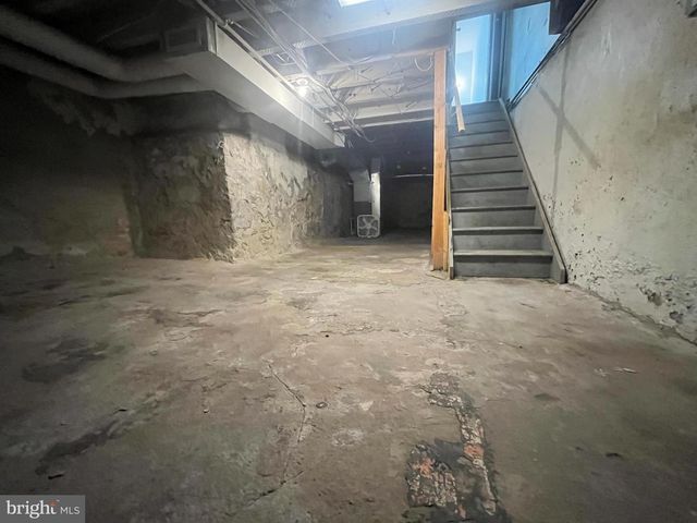 616 S 6TH ST, Philadelphia, PA 19147