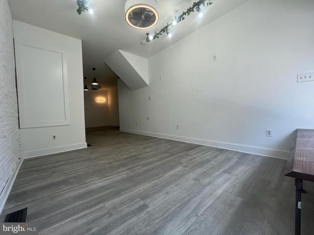 616 S 6TH ST, Philadelphia, PA 19147