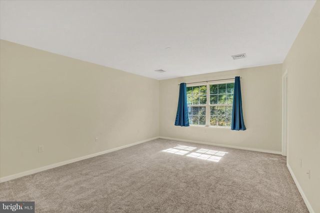 7172 SENECA RIDGE DR, York, PA 17403