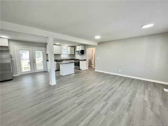 5148 Longbranch Drive, Fayetteville, NC 28303