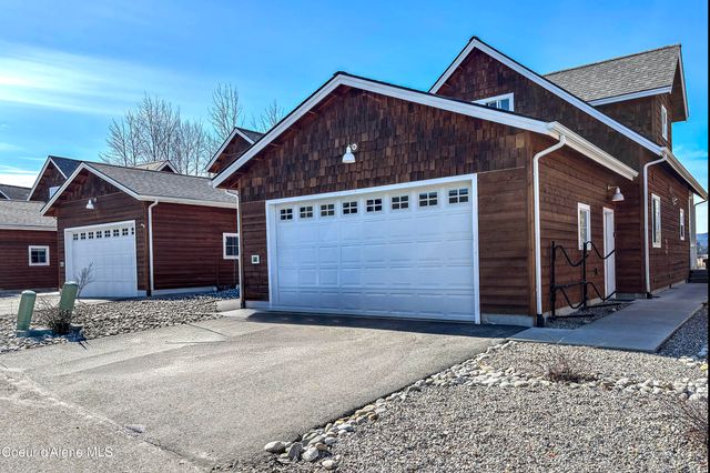 34 Pomrankey LN, Dover, ID 83825