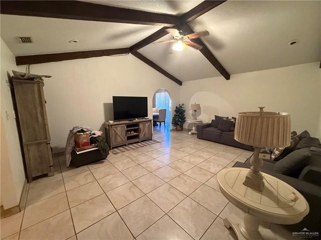 1101 Barnes Street, Mission, TX 78572