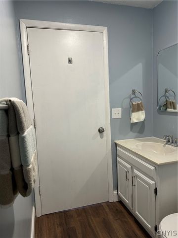 28 Mattie Street, Auburn, NY 13021