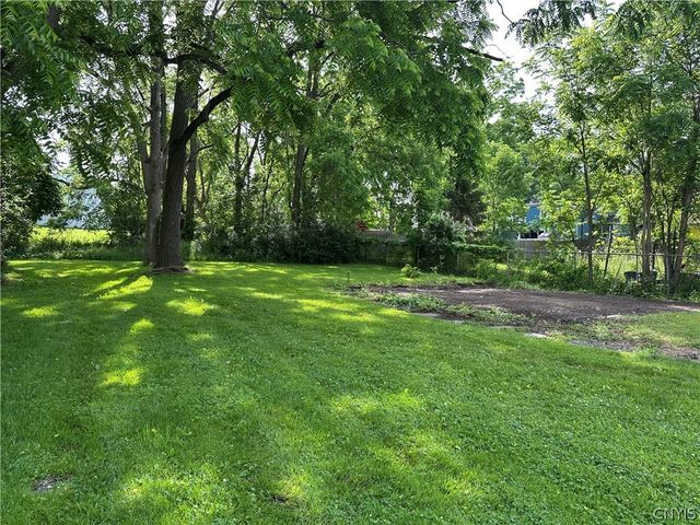 28 Mattie Street, Auburn, NY 13021