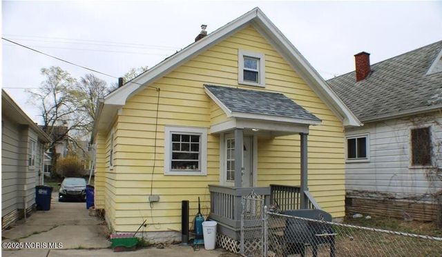 2022 Berdan Avenue, Toledo, OH 43613