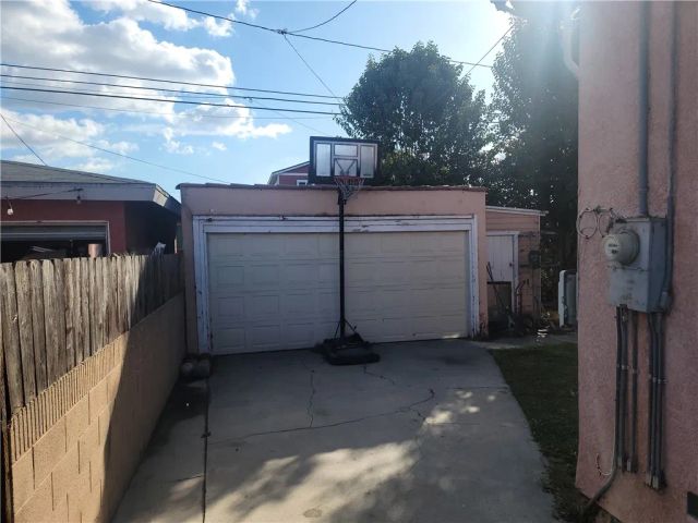 34 E 53rd, Long Beach, CA 90805
