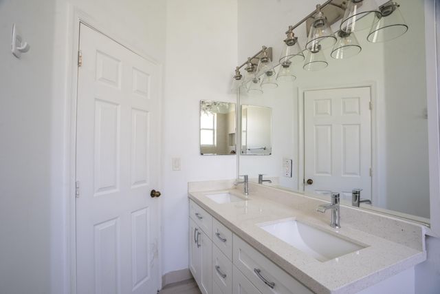 1002 Lavender Circle, Weston, FL 33327