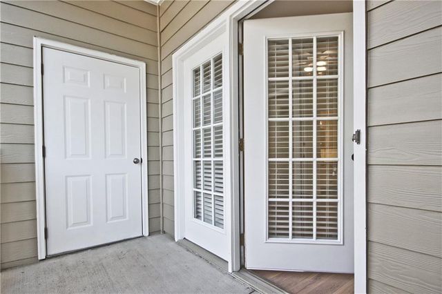 8102 WOODLAND Lane 8102, Alpharetta, GA 30009