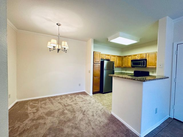 5335 E Shea Boulevard Apt 2107, Scottsdale, AZ 85254
