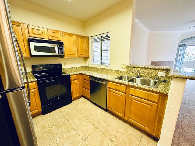 5335 E Shea Boulevard Apt 2107, Scottsdale, AZ 85254
