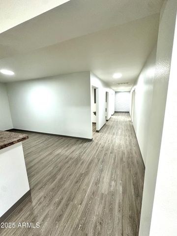 600 E UNIVERSITY Drive, Mesa, AZ 85203